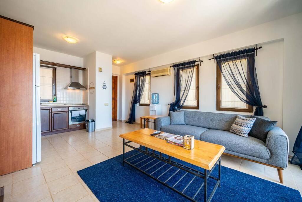 Azure Apartment With Sea View In 卡尔坎 外观 照片